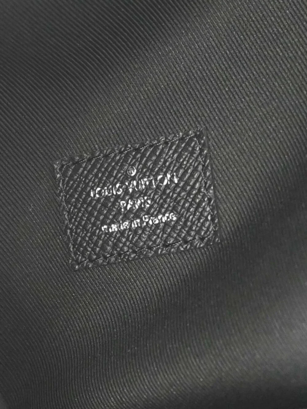 Louis Vuitton Taiga Lama Discovery Backpack M30230 CT1210 NQ11564